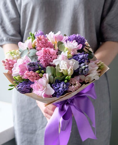Бесплатная доставка цветов в Татарске